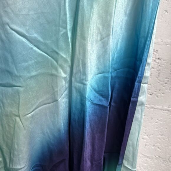 RAILS Light Blue Silky Skirt - Size Medium - Like New - Picture 2 of 4